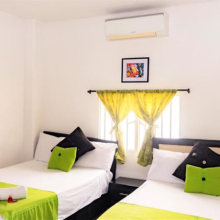 יופאל Hotel Arboleda מראה חיצוני תמונה
