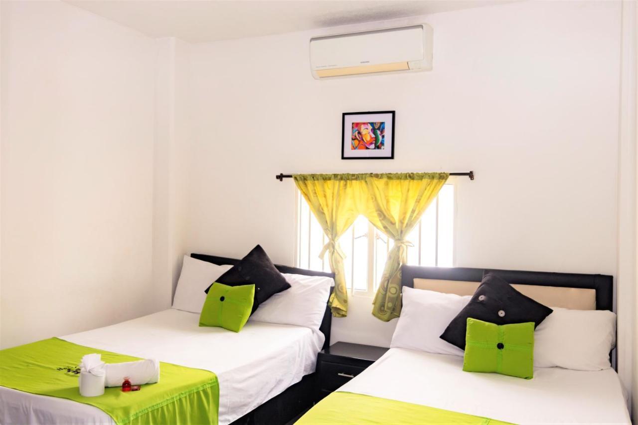 יופאל Hotel Arboleda מראה חיצוני תמונה