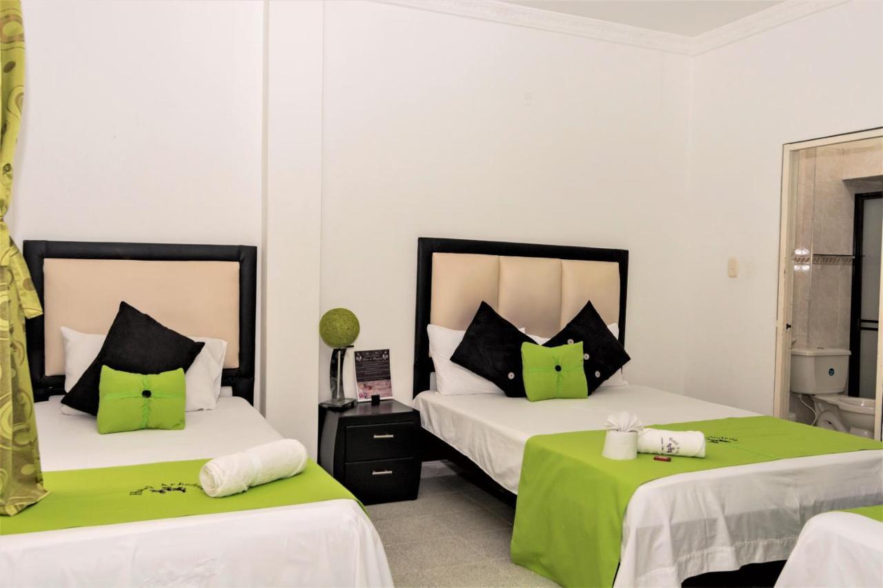יופאל Hotel Arboleda מראה חיצוני תמונה