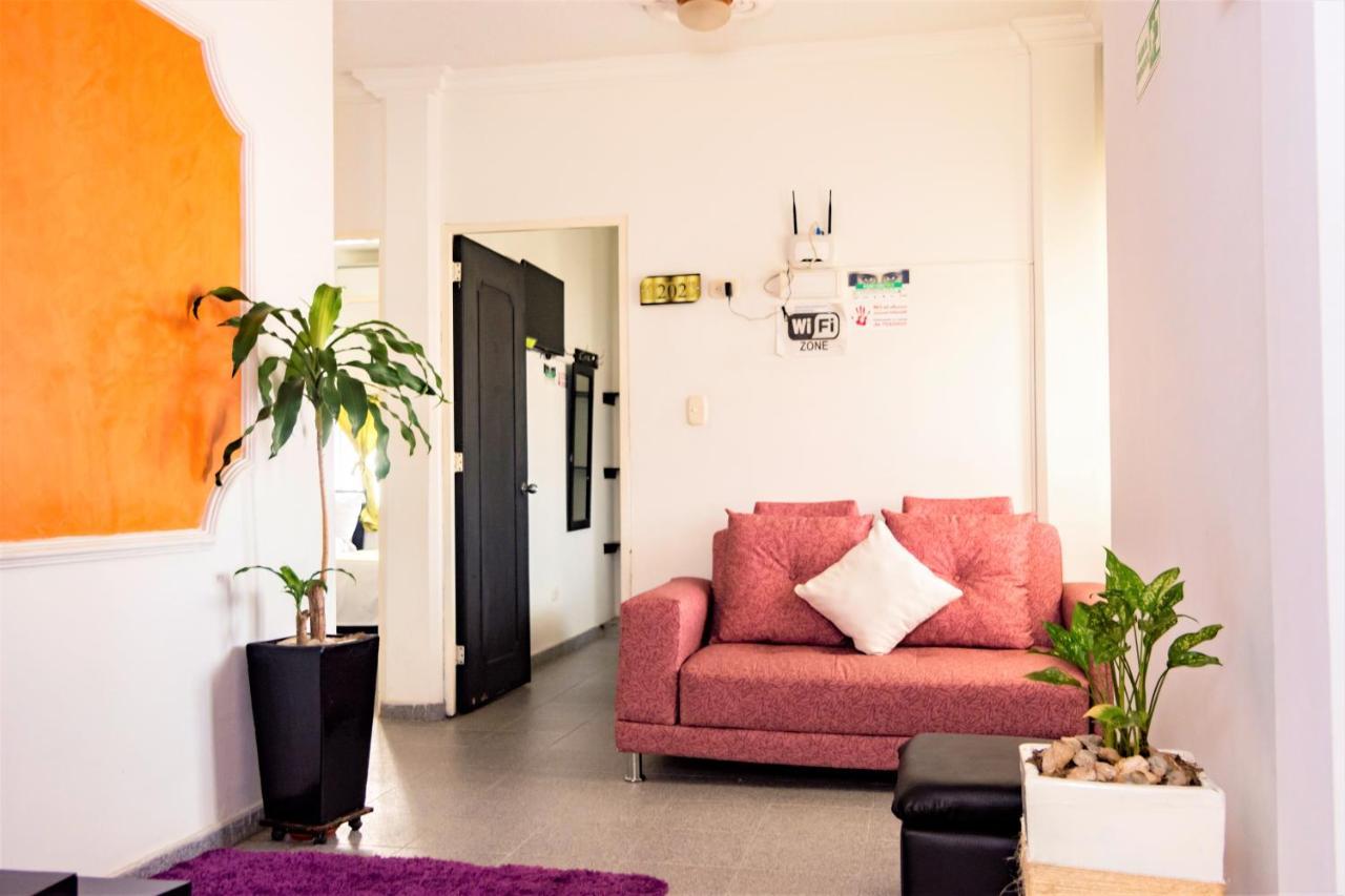 יופאל Hotel Arboleda מראה חיצוני תמונה